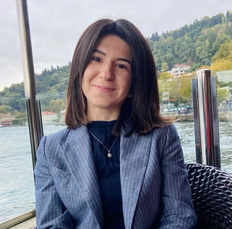 Fzt. Aslı Sicim fotoğrafı
